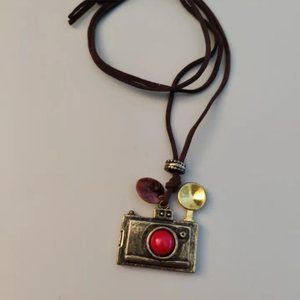 Camera Sweater Chain